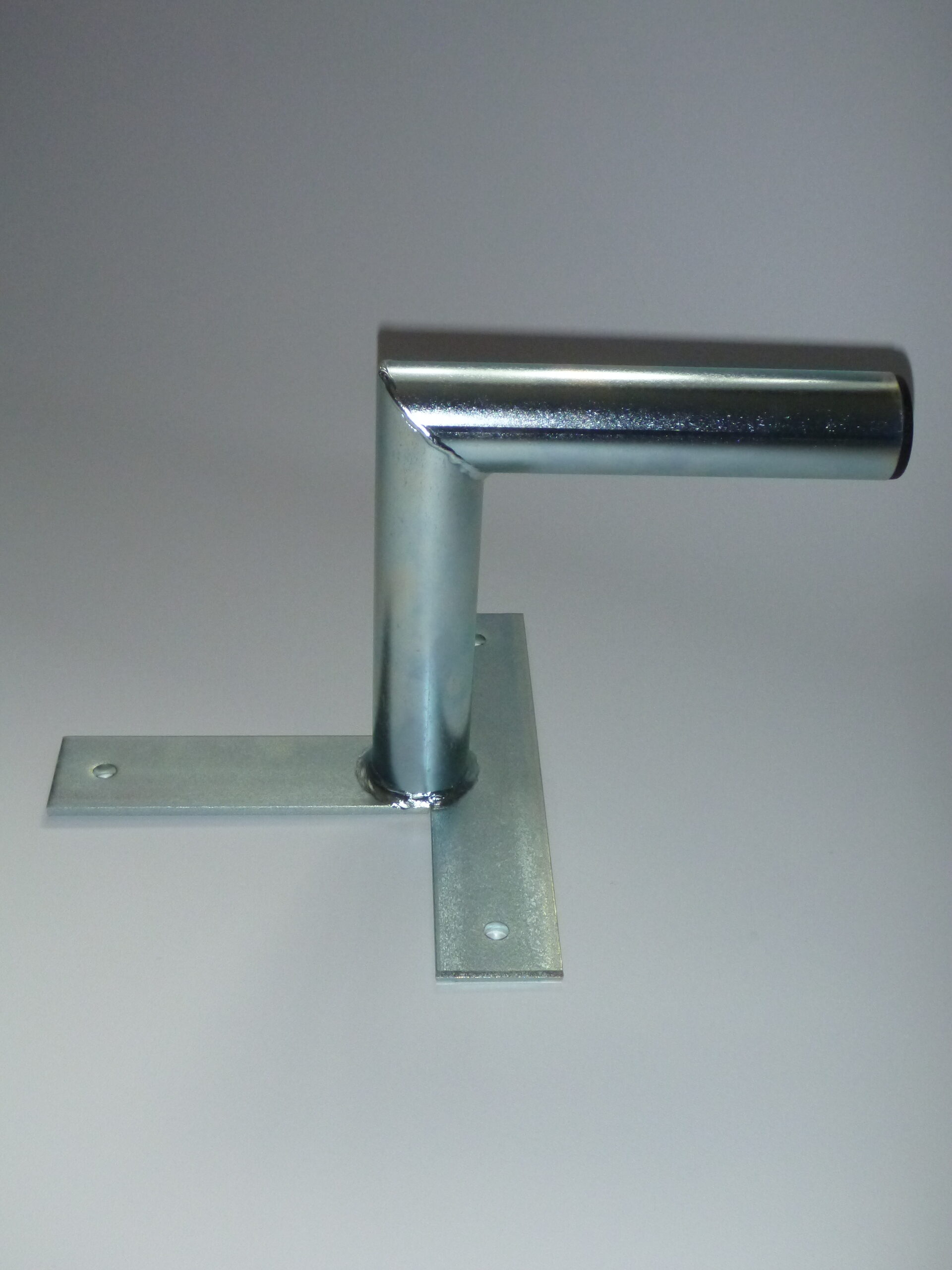 Anténny držiak 20cm T (p.4,2 cm)