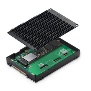 QNAP adaptér QDA-UMP4A (1x M.2 2280 PCIe 4.0 x4 NVMe SSD slot v 2,5" U.2 PCIe 4.0 NVMe SSD rámčeku)
